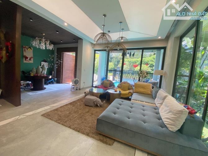 [Hot] Bán nhà Phố Việt Hưng,530m2x4T,MT 20m, Giá 65 Tỷ,KD Sầm Uất,Vỉa hè rộng - 2