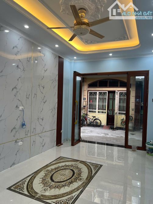 RẺ NHẤT CỐ NHUẾ, 40M 5T, MT 4M, OTO  VÀO NHÀ, NHÀ ĐẸP HAI THOÁNG, Ở VÀ KINH DOANH, GIÁ 8TỶ - 2