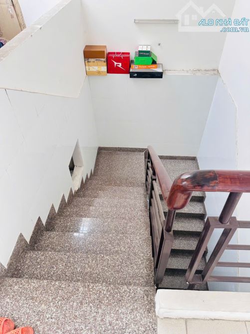 Mặt Tiền Khu Tên Lửa Bình Tân, 90m2, 4 Lầu 4 PN, Sổ A4 Nhỉnh 14 Tỷ TL - 2