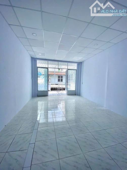 #QUẬN10 - CÁCH MẠNG THÁNG TÁM - HXH - 3 TẦNG - 64M2 - SỔ VUÔNG A4 - 6 PHÒNG NGỦ - NHỈNH 10 - 2