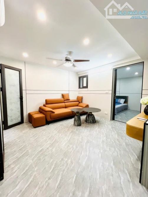 BÁN NHÀ TẬP THỂ CỰC HIẾM - E4, 128C ĐẠI LA - 2 MẶT THOÁNG - FULL NỘI THẤT – 3PN-1PK-1PB - 2