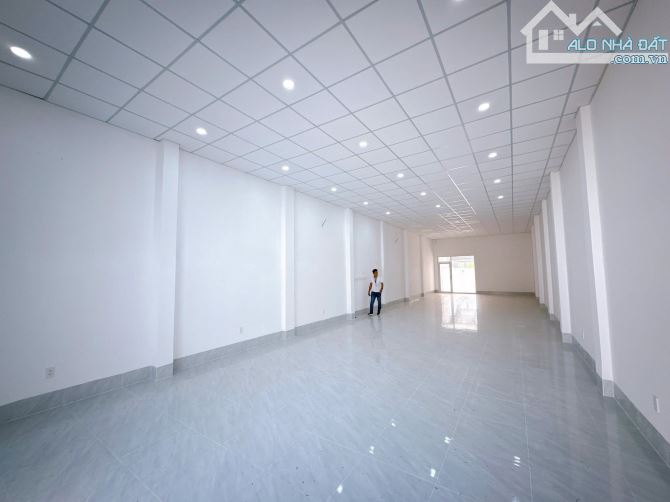 Bán nhà mặt tiền Đồng Khởi 305m2 gần cây xăng 26 -Tp.Biên Hoà - 2