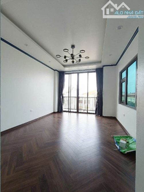 BÁN NHÀ PHÚ VIÊN – CĂN GÓC 2 MẶT THOÁNG – Ô TÔ TRÁNH – GARA – SỔ CHÍNH CHỦ - 2