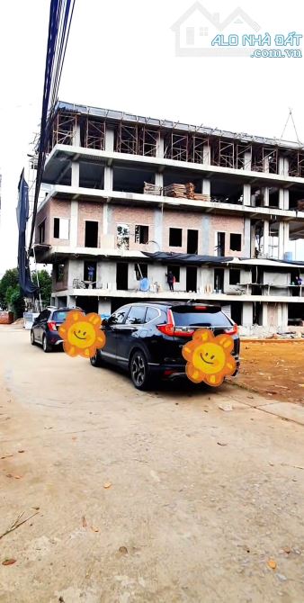 Gia đình e định cư nước ngoài cần sang cọc gấp đất Tân Xã Hòa Lạc view hồ 108m giá 3tỷ1 - 2