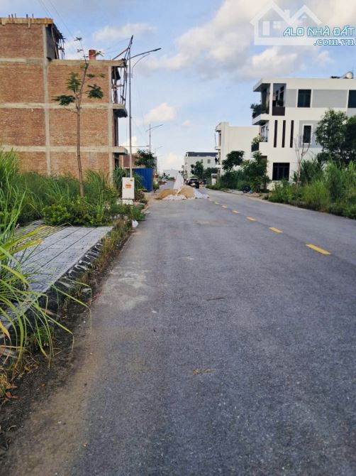 Rẻ nhất thị trường- vị trí TĐC18 tại Tái Định Cư Hoa Động, Thuỷ Nguyên, Hải Phòng 3tỷ2xxtr - 2