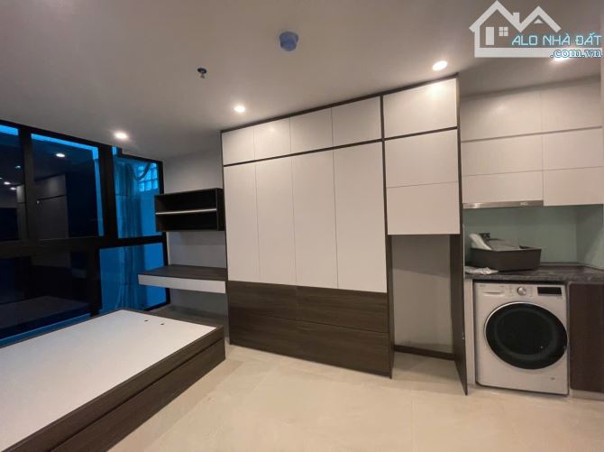 Bán CCMN mặt phố, nở hậu 81m 7 tầng 32 tỷ dòng tiền 160tr. - 2
