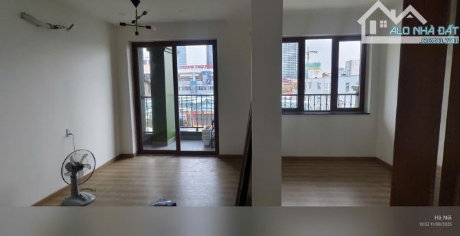 Bán nhà Ngọc Khánh, 2 mặt đường, lô góc 3 mặt thoáng. Nhà 5 tầng có thang máy. - 2