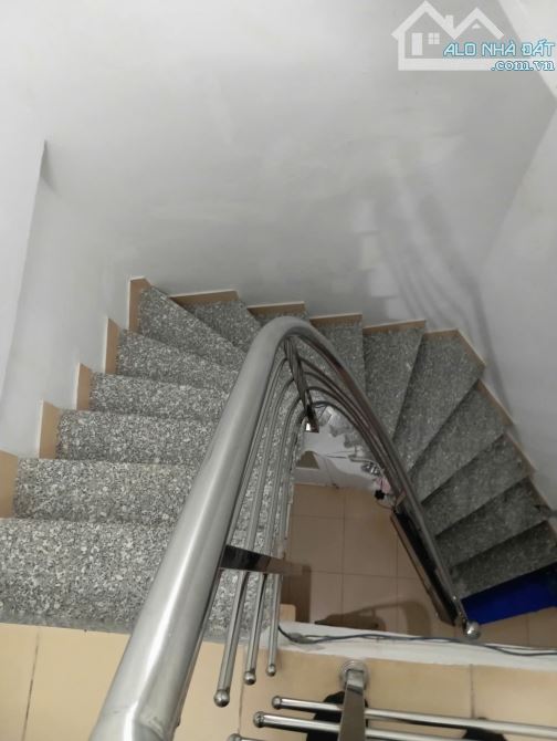 GIÁ HIẾM CÓ! NHÀ TRUNG TÂM ĐỐNG ĐA - TÔN ĐỨC THẮNG 4 TỶ 25M², 4 TẦNG, MT 3.5- NGÕ THÔNG - 2