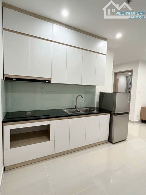 Ban CCMN 90m 6 tầng mt 8.5m 16.5 tỷ  doanh thu 1.2tỷ/1 năm - 2