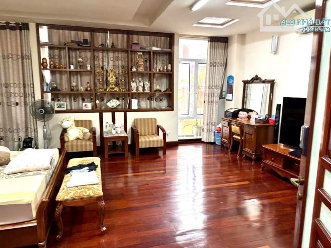 Bán nhà dân xây 6 tầng, thang máy, DT 110m, MT 7m, ô tô 7 chỗ, phố Hoàng Minh Đạo - 2