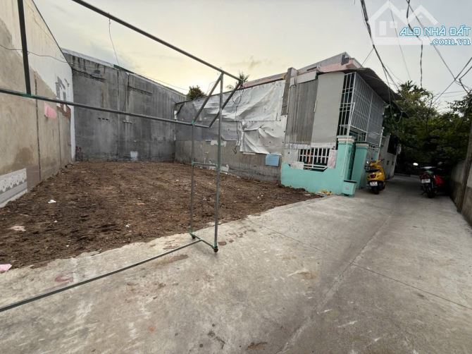 Cần bán 2 Lô Đất Hẻm Lương Định Của , phường Ngọc Hiệp , Nha Trang giá 1 tỷ 400 triệu - 2
