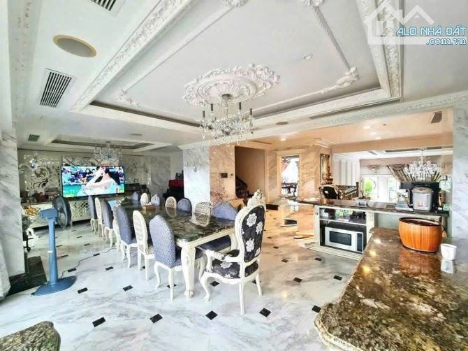 BÁN BIỆT THỰ KHU Q KĐT CIPUTRA - 400M²  x 6T THANG MÁY CÓ HẦM - MT 12M - GIÁ 148 TỶ - 2