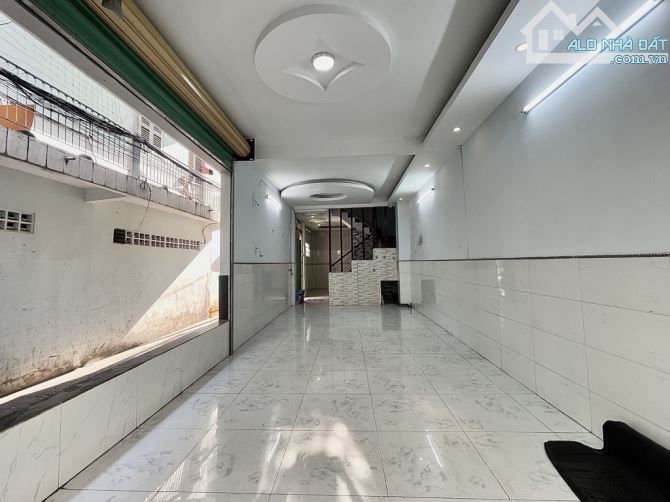 VIP Dạ Nam, Quận 8, 3 tầng, Hẻm xe hơi, 50m2, nhỉnh 7 tỷ - 2