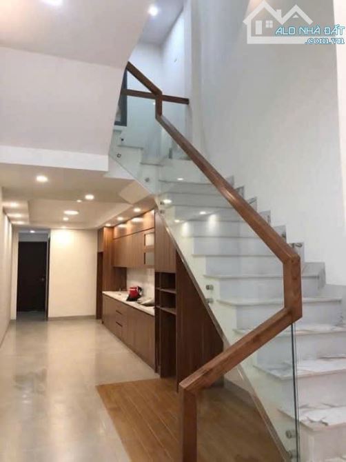 BÁN NHÀ ĐẸP MẶT TIỀN, HẺM 5M, TRẦN XUÂN SOẠN, QUẬN 7, DT 82 M2, GIÁ NHỈNH 7 TỶ - 2