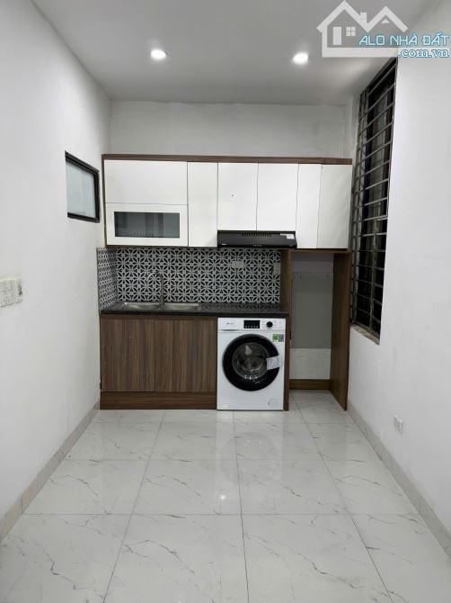 🏠 TÒA NHÀ TRƯƠNG ĐỊNH 200M2 - 8 TẦNG - 40 CĂN 2N1K - THU 320TR/TH - GIÁ 79 TỶ📞 Hằng mini - 3