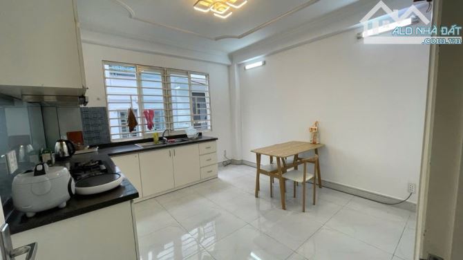 Bán tòa nhà 7 tầng CHDV 2 MT Nguyễn Phúc Nguyên Q3 - 3