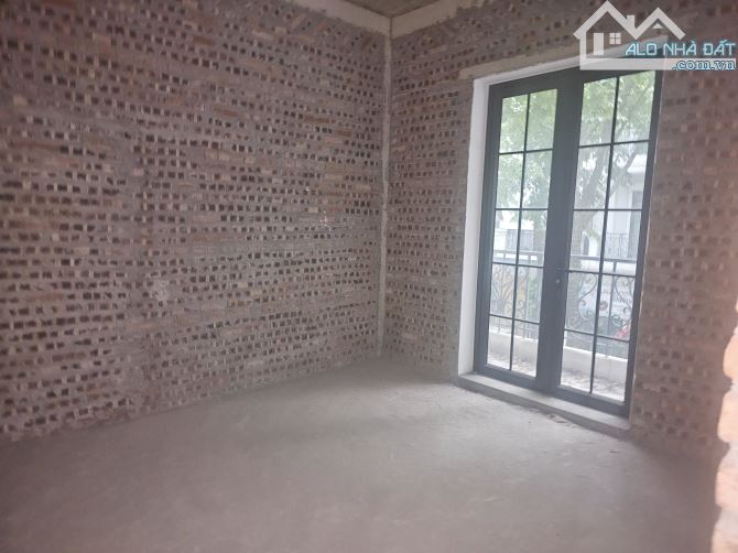 BÁN NHÀ PHÂN LÔ Ô TÔ TRÁNH KHU ĐÔ THỊ ĐẠI KIM . DT 71 M. NHÀ 5 TẦNG MT 6,3 . ĐÀU TƯ NHANH - 3