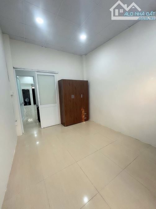 Nhà Cho Thuê Nguyên Căn Hẻm Xe Hơi Huỳnh Văn Bánh Phú Nhuận - 3
