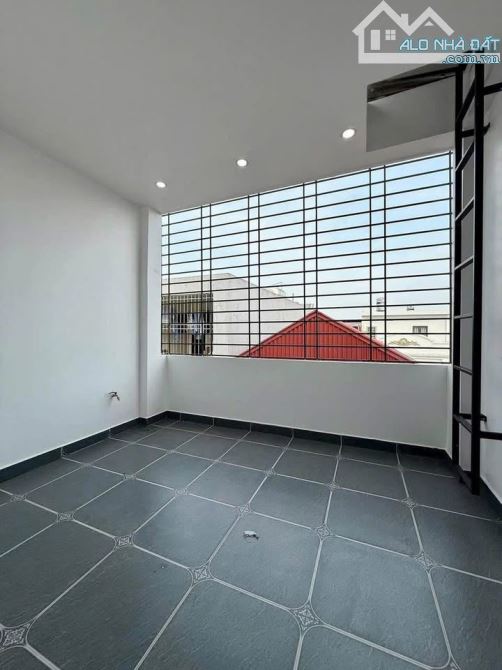BÁN NHÀ GẦN CHỢ ĐƯỜNG NGÔ THỊ THU MINH TÂN BÌNH | 3 TỶ 360TR | 53.6M2 | SỔ HỒNG RIÊNG - 3