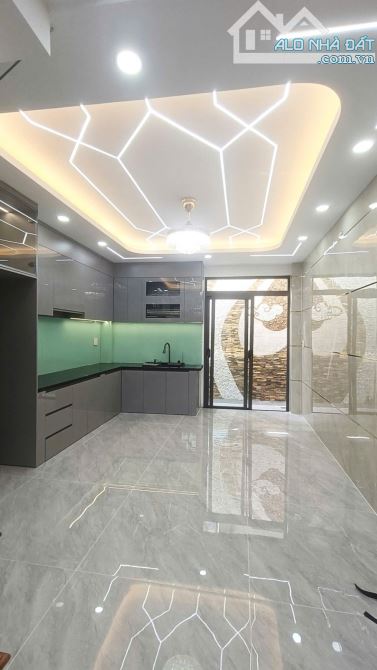 🏠📌 BÁN NHÀ BT MỚI ĐẸP 5 TẦNG 4 x 15M HXH FULL NỘI THẤT VỊ TRÍ GẦN CHỢ GÒ XOÀI  GIÁ 7.X T - 3