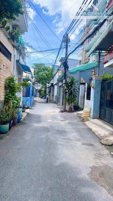 NHÀ MỚI 84m2 SẴN Ở. HẺM XE HƠI THÔNG - NGAY CAO ĐẲNG CÔNG THƯƠNG TĂNG NHƠN PHÚ TP. THỦ ĐỨC - 3