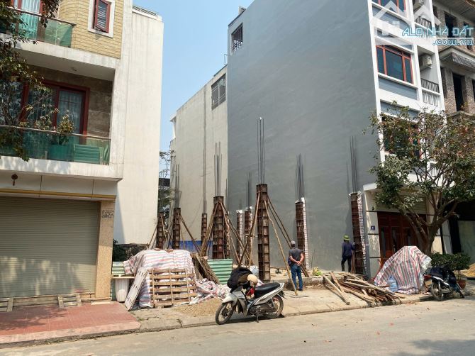 Ms Linh-Bán lô đất hướng đông nam siêu đẹp view vườn hoa khu phân lô sau quận ủy Hồng Bàng - 3