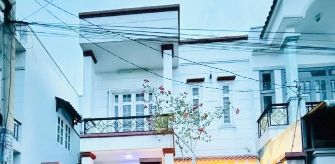 BÁN NHÀ BÀ ĐIỂM - HÓC MÔN -  2 TẦNG 81M2 (6.5M X 13M) - HẺM 8M - 4.57 TỶ. - 3