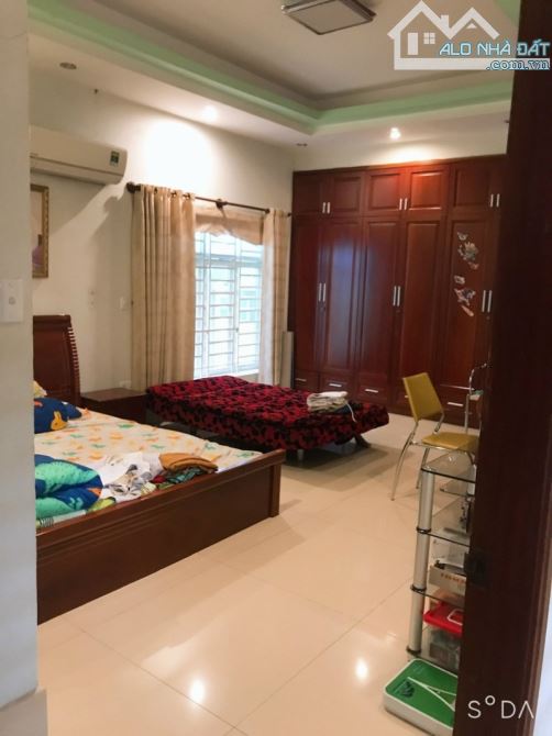 Gấp bán nhà Nguyễn Thị Định, Thủ Đức, Quận 2(cũ), dt 320m2, giá 25 tỷ. - 3