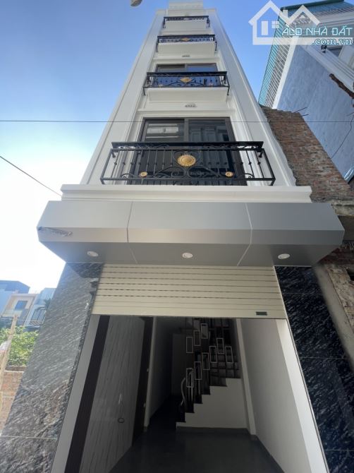BỨT PHÁ ĐÔ THỊ - SỐNG CHẤN ĐỘNG NHẤT PHỤNG CHÂU: NHÀ 4 TẦNG MỚI ĐẸP Ô TÔ LÙI CỬA, TIỆN NGH - 3