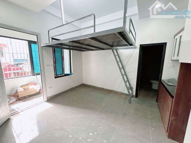 Cho Thuê CCMN 78 Quang Lãm Hà Đông 25m2 Gác Xép Cửa Sổ Ban Công Thang Máy Ful Đồ Trống 17P - 3