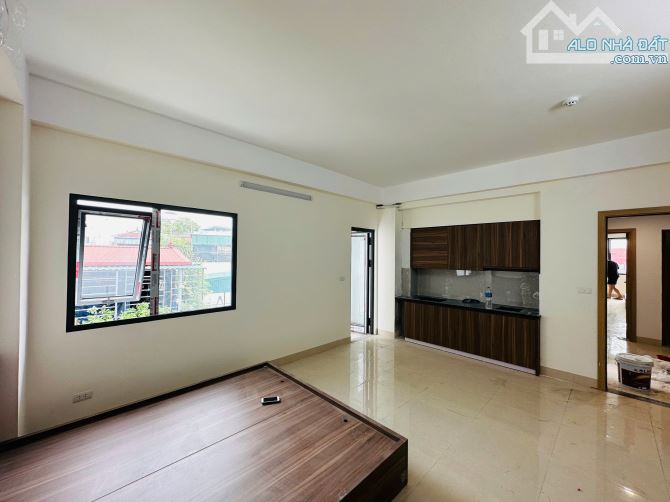 Cho Thuê CCMN 60 Đại La Hai Bà Trưng 30m2 Studio Cửa Sổ Ban Công Thang Máy Gần Chợ Full Đồ - 3