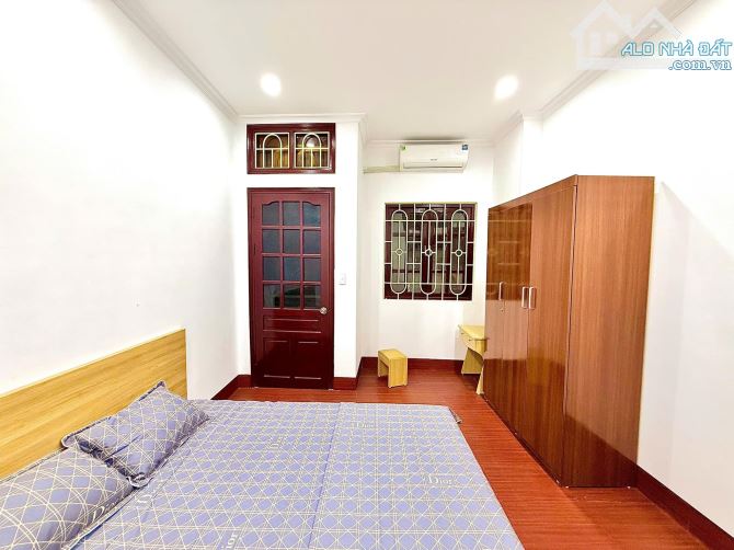 BÁN NHÀ TRUNG PHỤNG ĐỐNG ĐA 32m 5Tầng Mt 4.2m GIÁ 7.7 TỶ NGÕ THÔNG KINH DOANH - 3