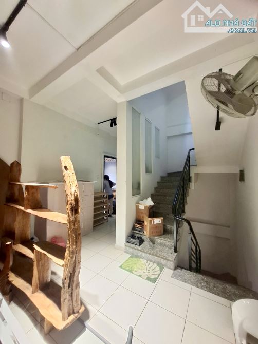 🔥 SIÊU PHẨM mặt tiền kinh doanh Trường Sơn, Quận 10 - Giá 2️⃣6️⃣ tỷ còn TL! - 3