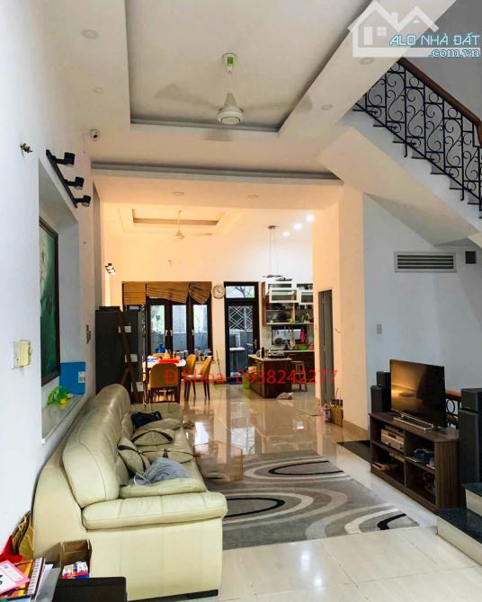 Cần Tiền bán gấp BT Compound nhánh view sông Sài Gòn Q2. Dt 135 m2 Chỉ 34 Tỷ - 3