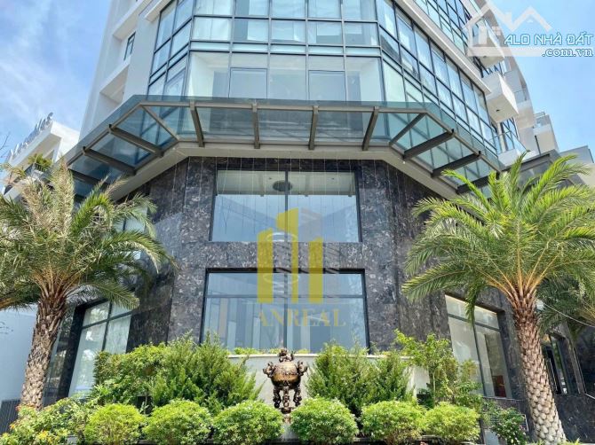 Cho Thuê Toà Văn Phòng Hiện Đại- Căn Góc Bát Nàn 2600m2 - Giá 450 Triệu - 3