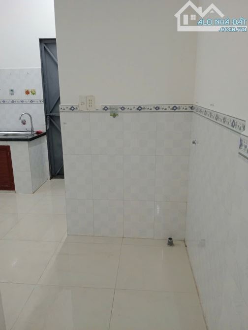 Chỉ 1 tỷ 6 nhà cấp 4, đường số 2, quận bình tân - 3