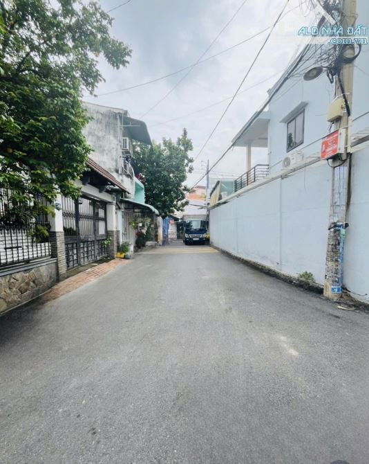 Bán Đất Gần Chợ Hóc Môn- 103M2( 5 x 21.5)- HXH - Chỉ 2,95Tỷ. - 2