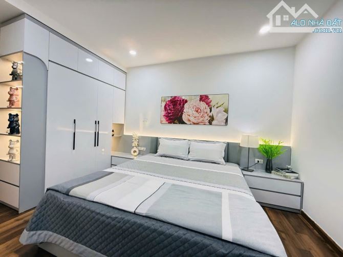Chung cư goldmark 2 ngủ, 2 vệ sinh, full nội thất ở luôn - 3