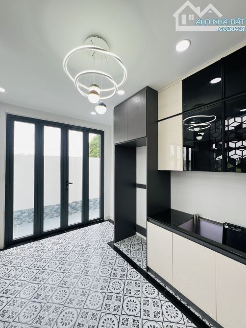 nhà mặt tiền thị trấn cần đước - 3