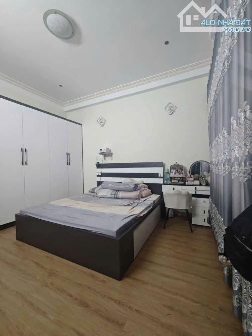 Nhà mặt phố tại đường 25, Tân Quy, Q7, HCM, giá 15 tỷ, 70m2, 4PN, 6WC, pháp lý đầy đủ - 3
