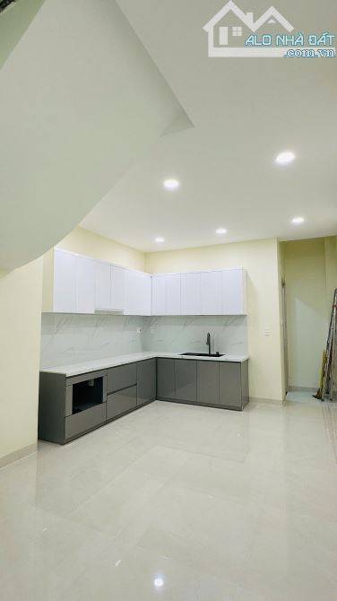 Siêu Phẩm - Nhà Đẹp 5 Tầng HXH 6m Ni Sư Huỳnh Liên, DT: 3.8x13m Tặng Nội Thất. Chỉ 9.6 tỷ - 3