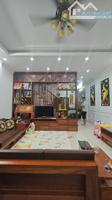 Hồ Đền Lừ 💥  61m - Phân Lô - Kinh Doanh - Ô Tô  -Thiết kế 4 tầng . Mặt tiền 5.3m . - 3