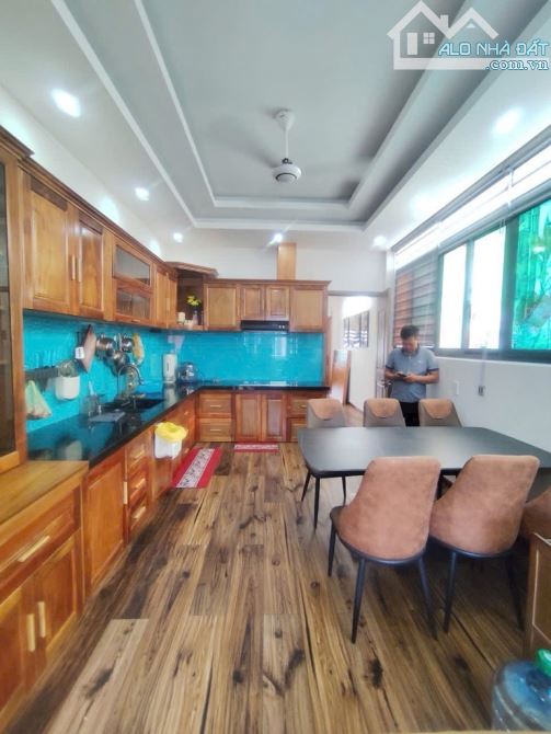 Cần Bá.n gấp nhà mới Ung Văn Khiêm, Bình Thạnh, 90m2, xe hơi ngủ nhà, vài căn ra mặt tiền - 3