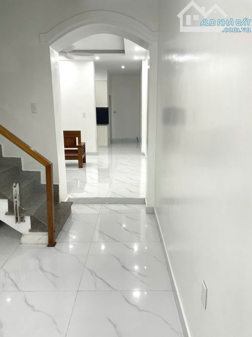 🏡 Siêu phẩm tuyến 2 Cam Lộ,Hùng Vương Ô tô đỗ cửa – 64m² sân cổng riêng-Giá 2,86 tỷ - 3