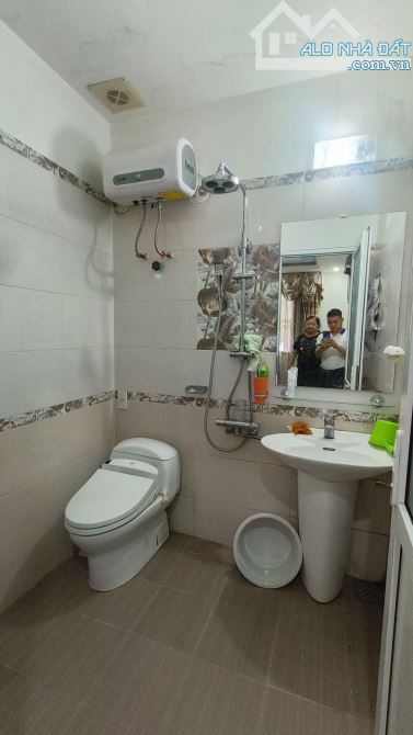 Bán biệt thự hồ đá 125m ngang 9m bốn tầng cực hiếm - 3
