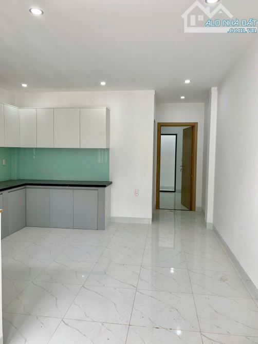 BÁN NHÀ GÁC LỬNG GẦN CÂY XĂNG ĐỨC HƯNG - GIÁP PHƯỜNG TÂN PHONG - 1ty690 - 3