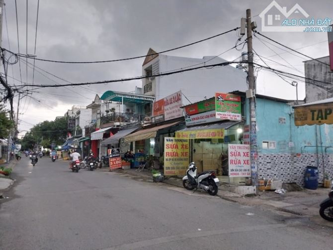 Nhà 4x16m xây 4 tầng, mặt tiền Tân Chánh Hiệp, Q12, kề Đại học GTVT - 3