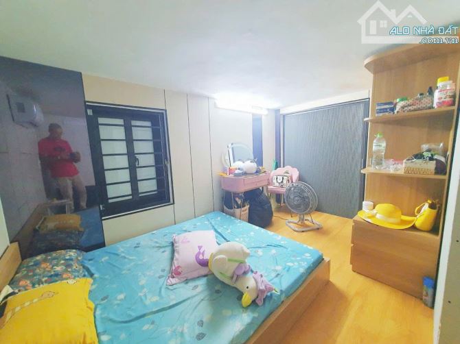 Bán Căn hộ tập thể 2 tầng Phố Phương Mai,Ngõ Thông,2 mặt thoáng,dt 25m2*2 Tầng*Giá 5,05 Tỷ - 3