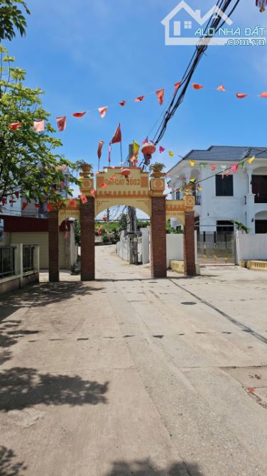 4.67 tỷ - 43m2 Lô đất đẹp Liên Mạc, TT của Phường. Gần ô tô, trường C1,2, chợ, UBND, giá - 3