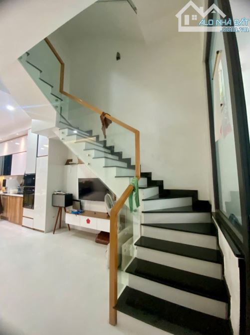 Siêu phẩm Tân Phú, Nhà 74m2, 4 tầng, để ô tô trong nhà, Giá 8.8 tỷ TL - 3